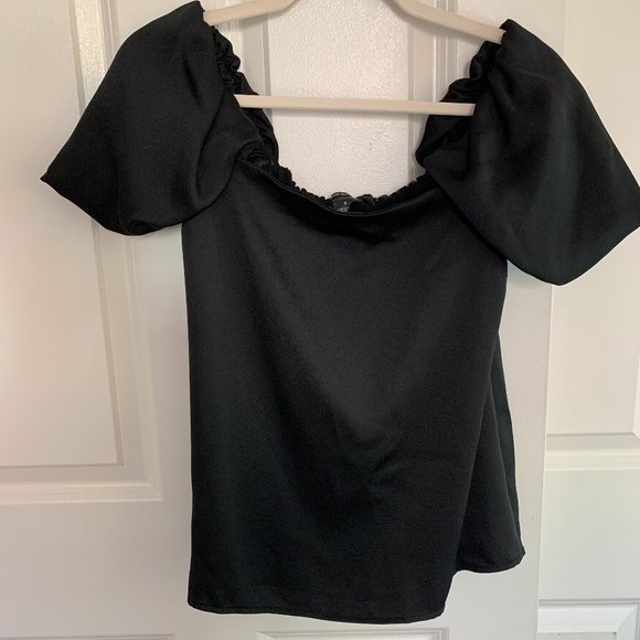 *NWOT* Club Monaco - Malaina OFF SHOULDER PUFF SLEEVE Top - Picture 2 of 6